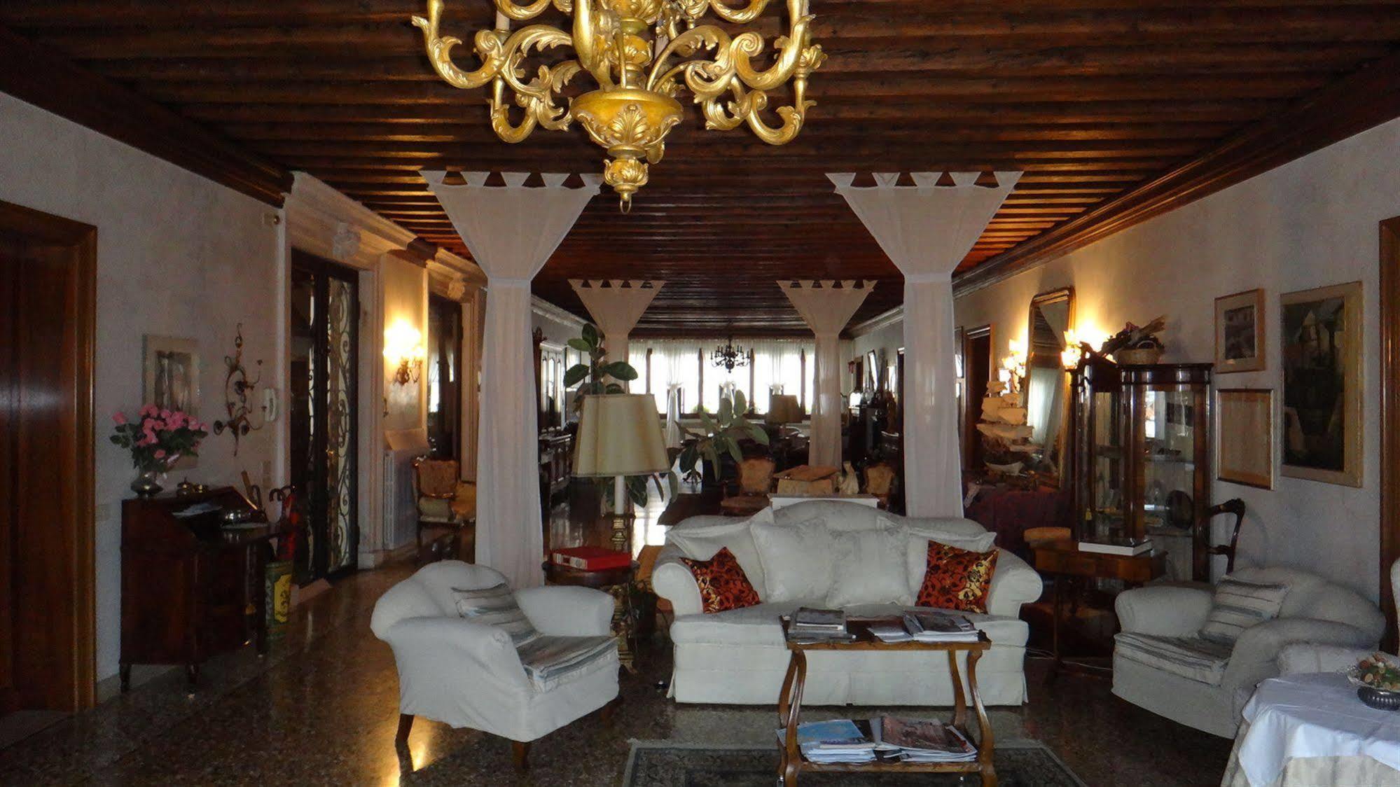 At A Palazzo 3* Venezia